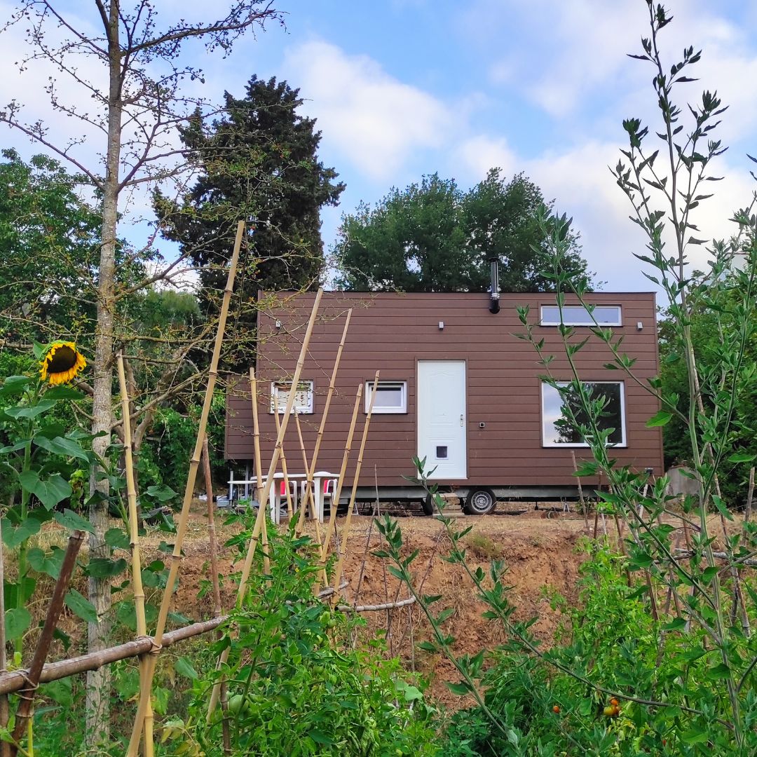 mail land tiny berna